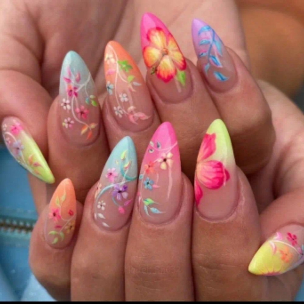 🔥3/$21 Almond shaped Ombre Vibrant Floral design Press on nails